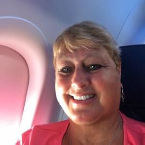 Meet your Posher, Deborah